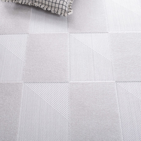 Safavieh Stella Sta102B Ivory Rug.