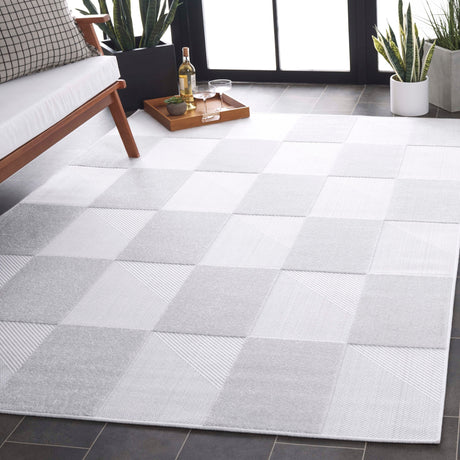 Safavieh Stella Sta102B Ivory Rug.