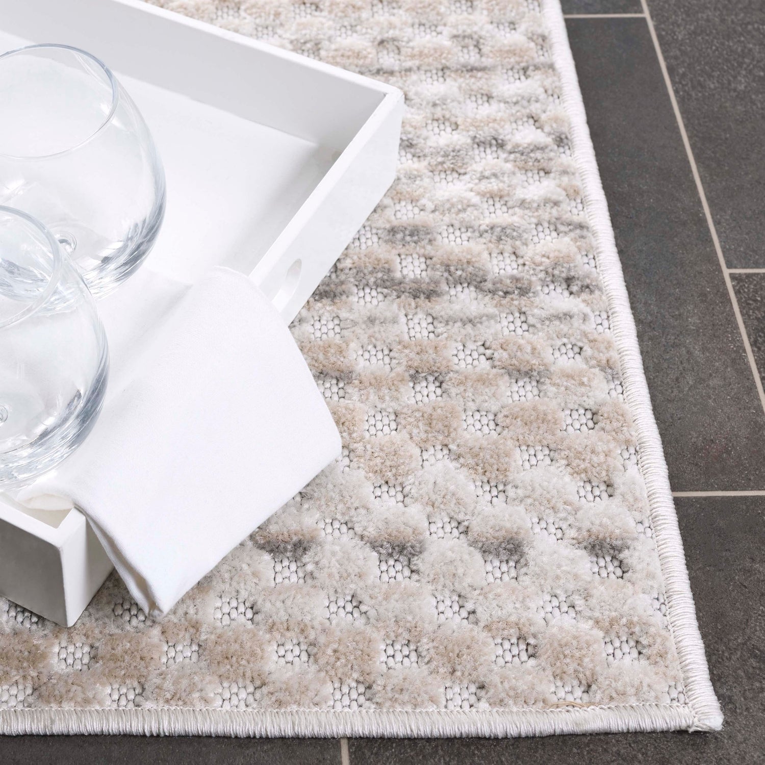 Safavieh Stella Sta103B Beige/Grey Rug.