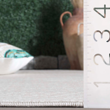 Safavieh Stella Sta106B Ivory Rug.