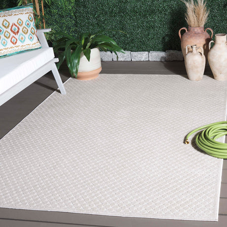 Safavieh Stella Sta106B Ivory Rug.