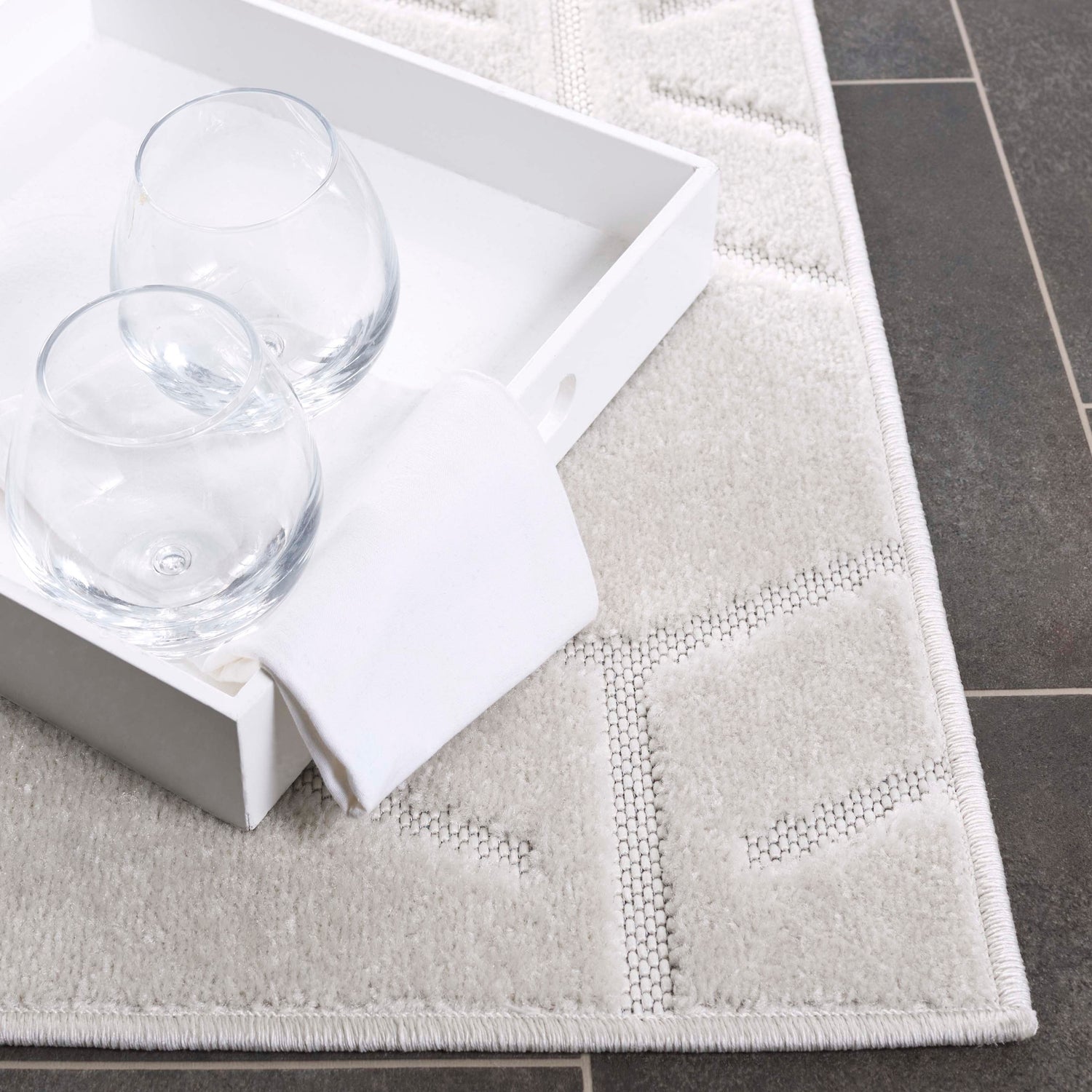 Safavieh Stella Sta107B Ivory Rug.