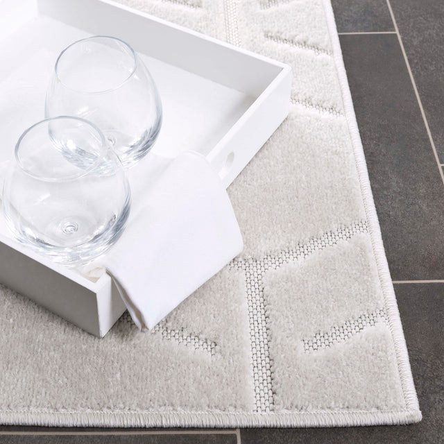Safavieh Stella Sta107B Ivory Rug.