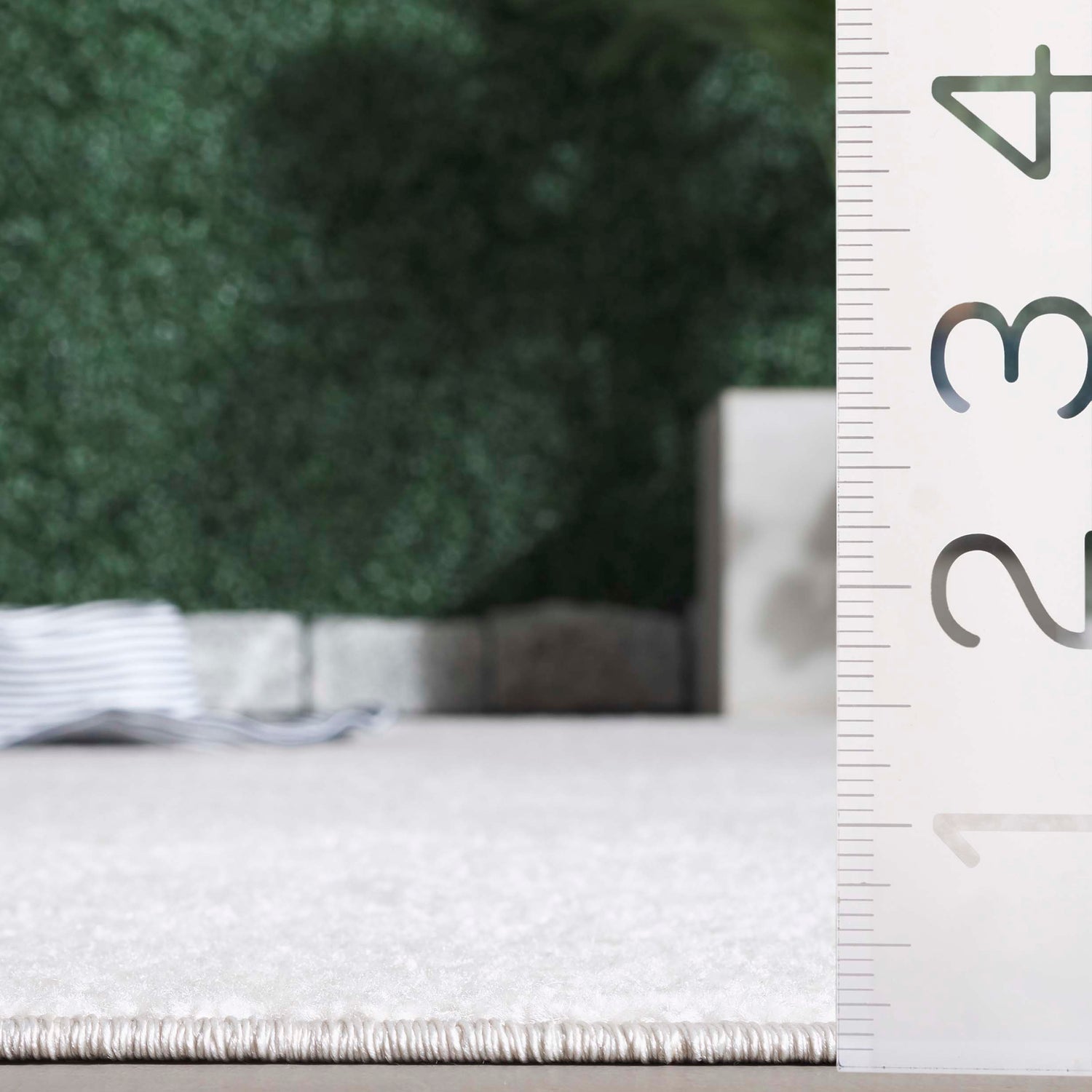 Safavieh Stella Sta112B Ivory Rug.