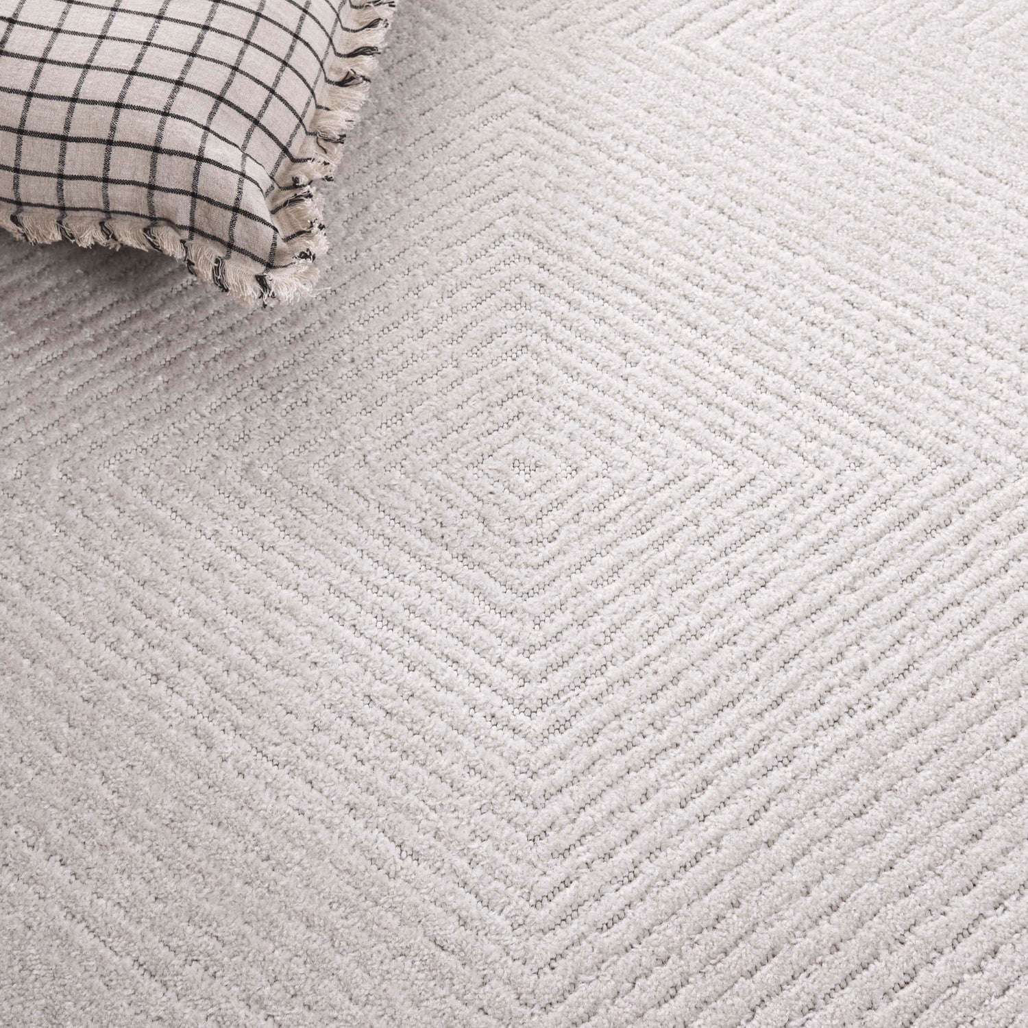 Safavieh Stella Sta112B Ivory Rug.