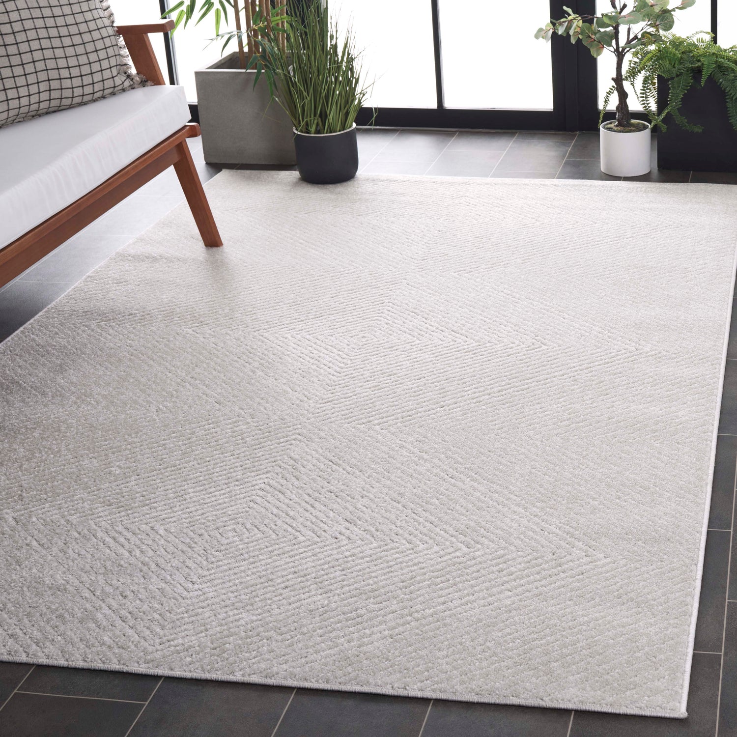 Safavieh Stella Sta112B Ivory Rug.