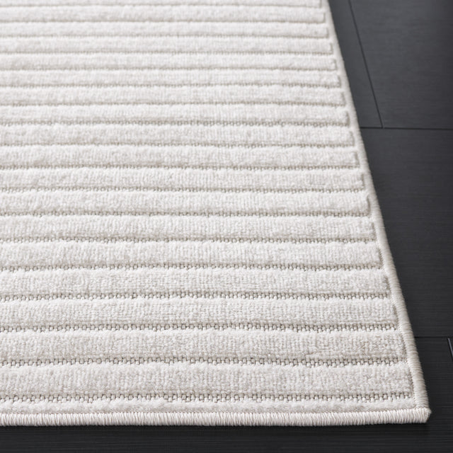Safavieh Stella Sta132A Ivory Rug.
