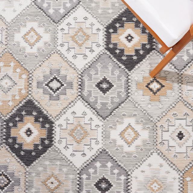 Safavieh Sunrise Sun630A Ivory/Grey Black Rug.