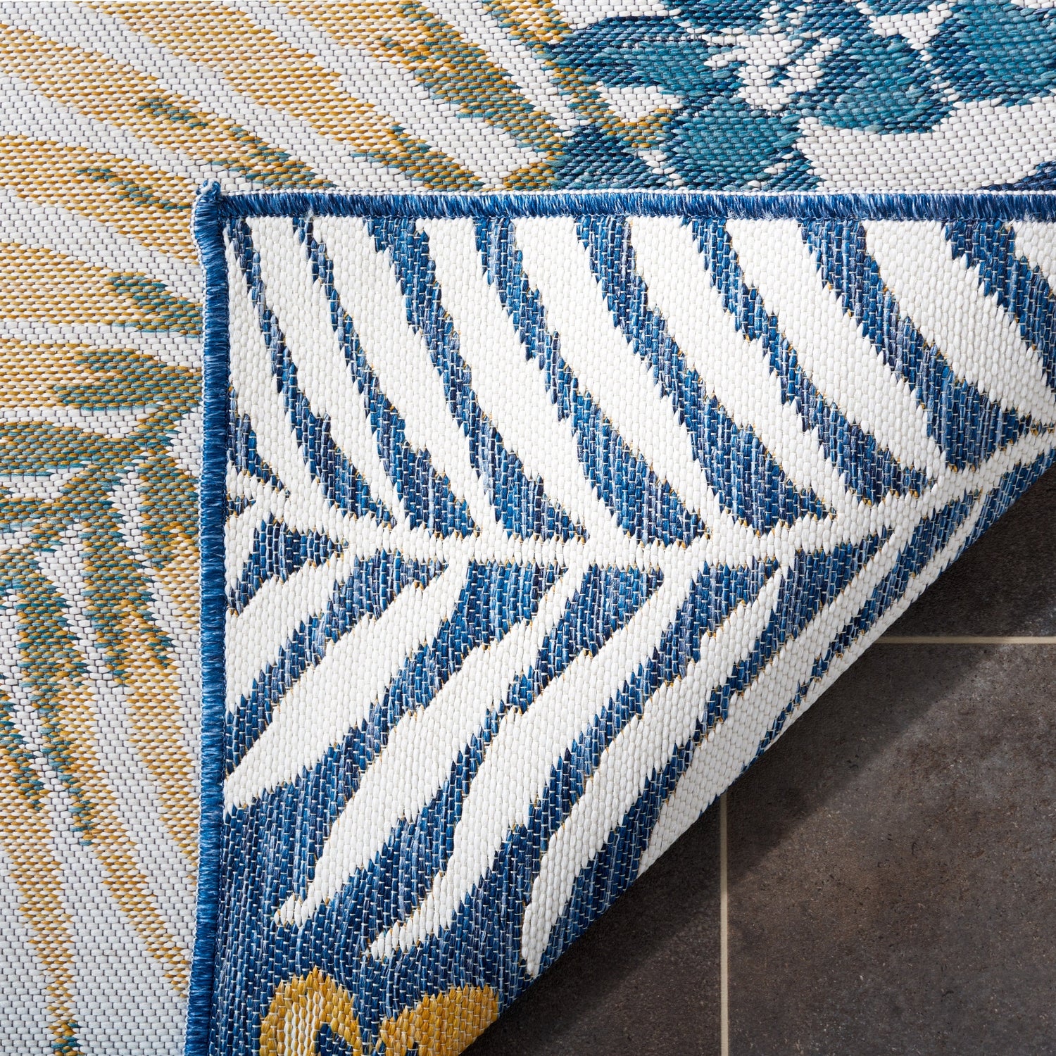 Safavieh Sunrise Sun675A Ivory/Blue Gold Rug.