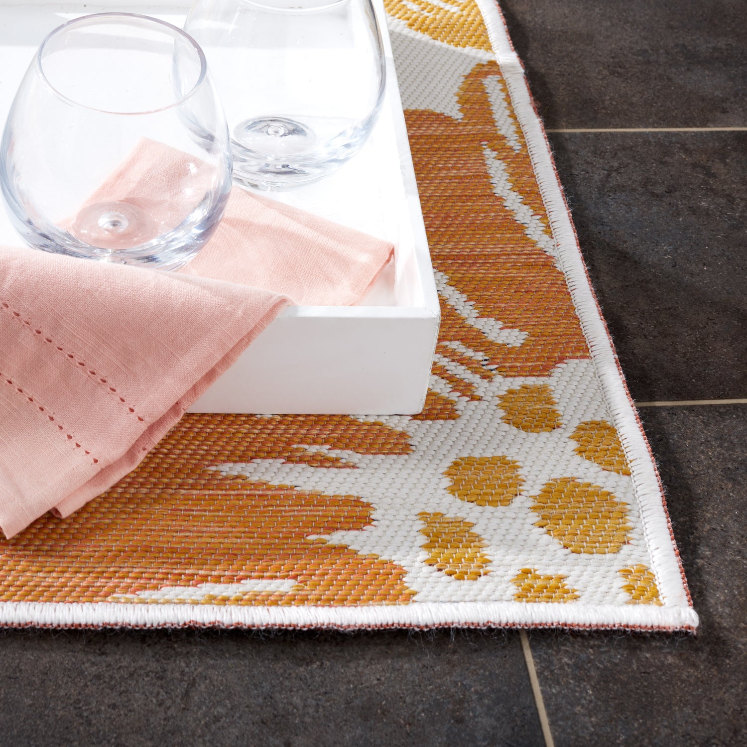 Safavieh Sunrise Sun689A Ivory/Rust Gold Rug.