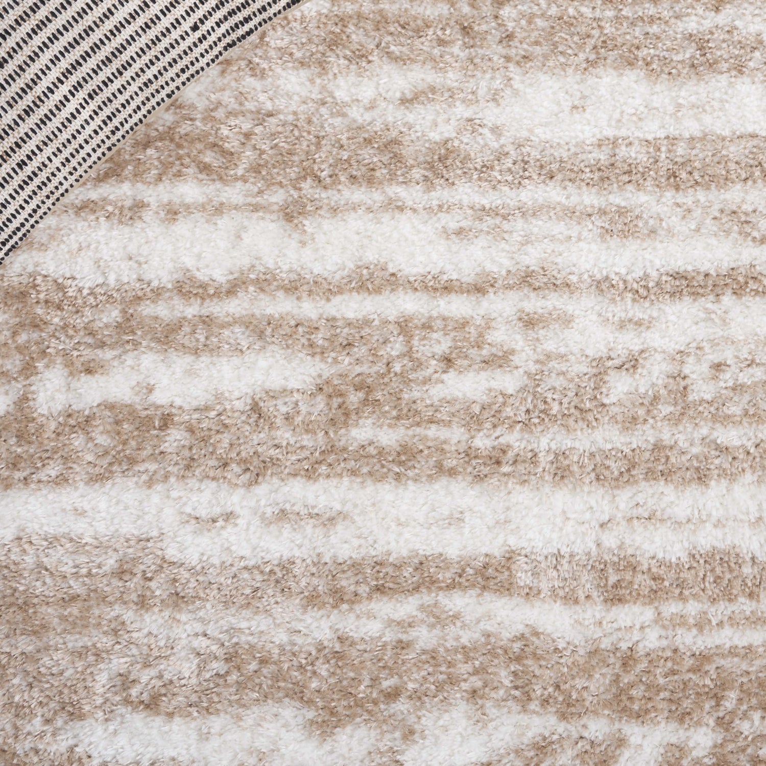 Safavieh Tahoe Shag Tho686D Ivory/Gold Rug.