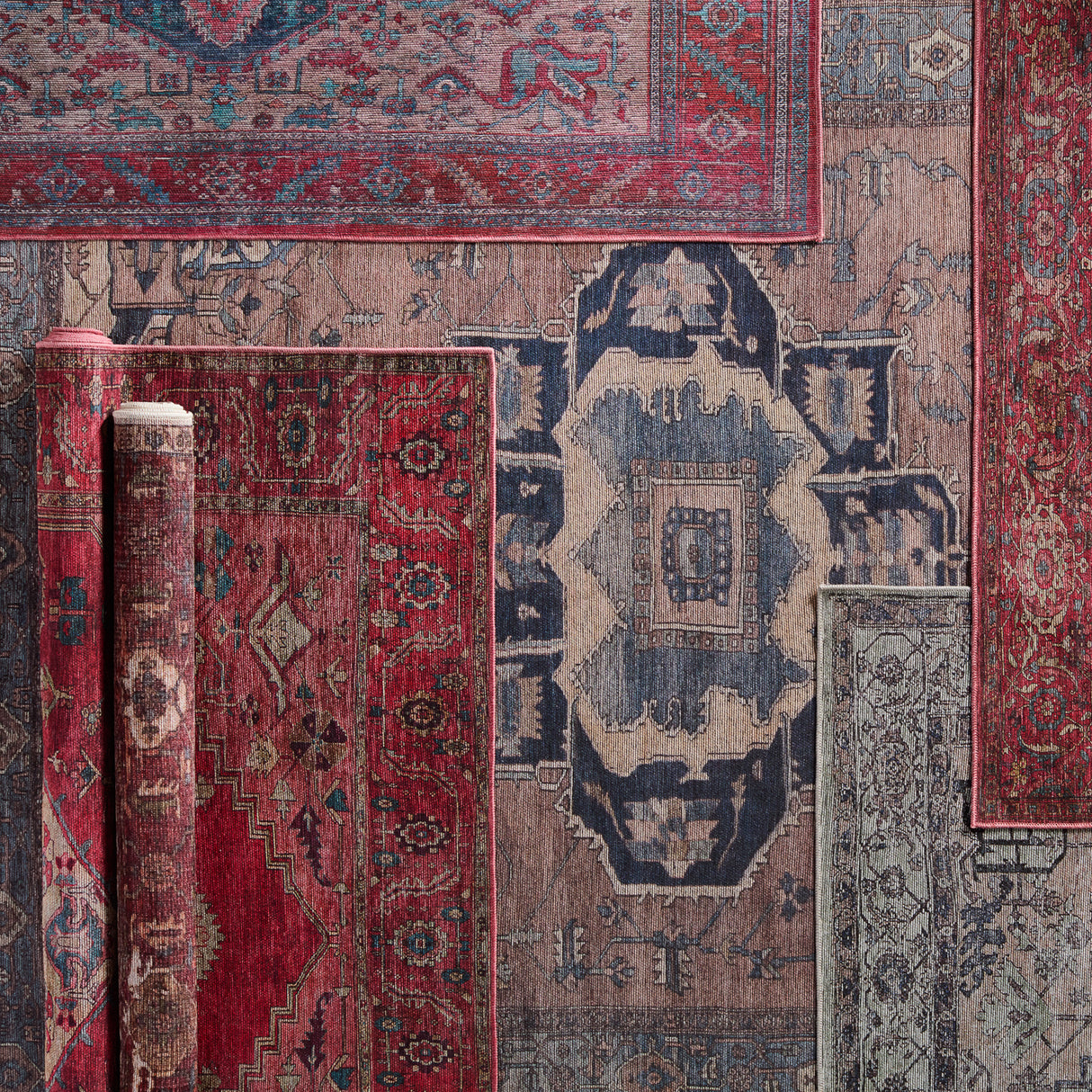 Jaipur Vindage VIN01 Red Powerloomed Rug