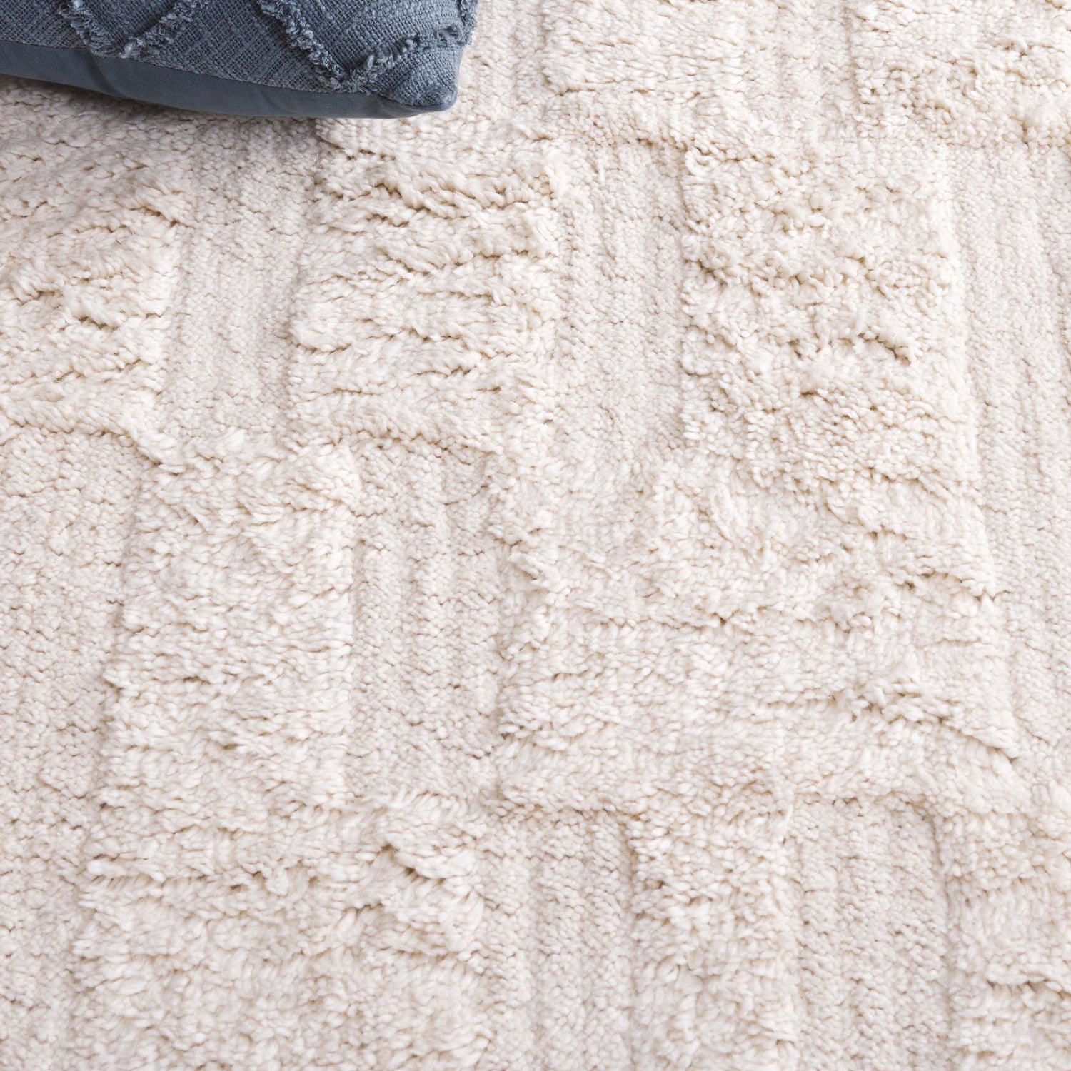 Safavieh Vermont Vrm223A Ivory Rug.
