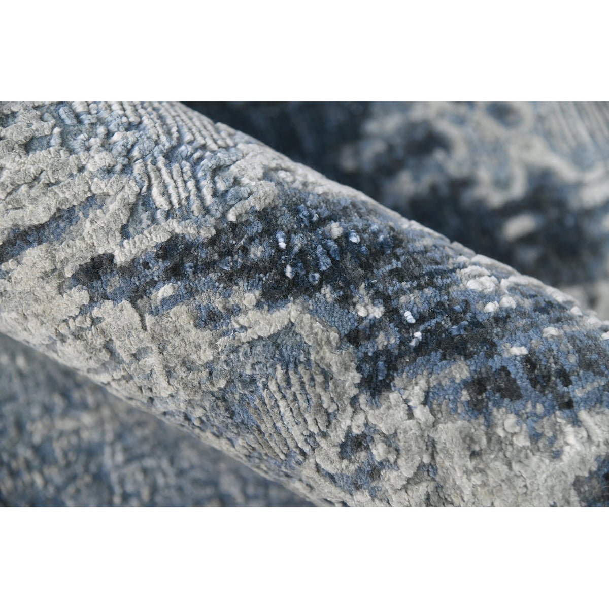 Amer Zenith ZEN-82 Blue Sapphire area rug - color swatch view