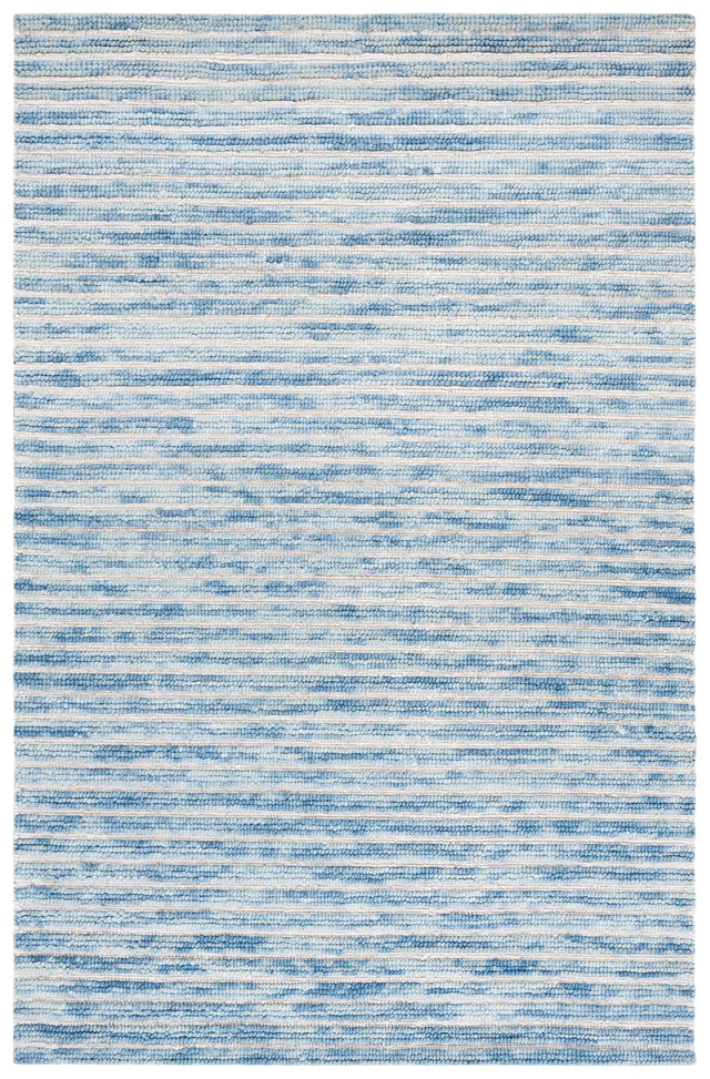 Safavieh Ebony 4'-0" x 6'-0" Rug in Light Blue / Ivory