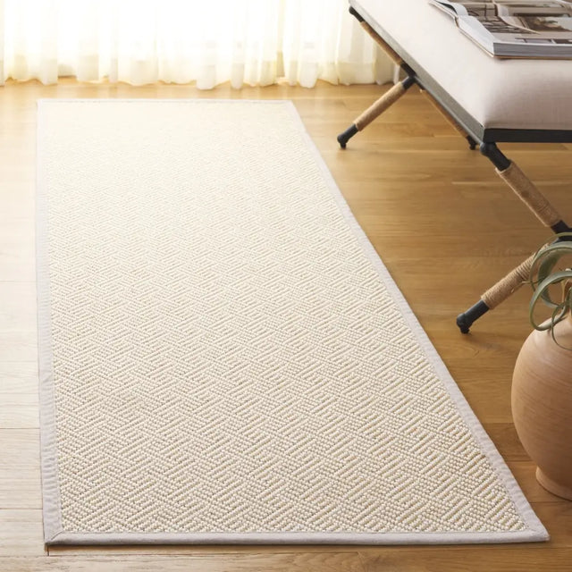 Safavieh Natural Fiber 2'-6" x 8'-0" Rug in Natural / Ivory