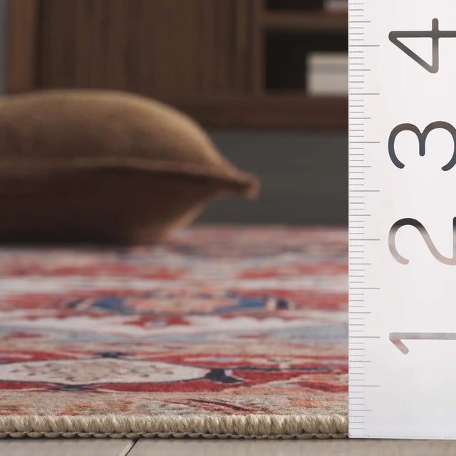 Safavieh Tucson 4'-0" x 6'-0" Rug in Beige / Rust