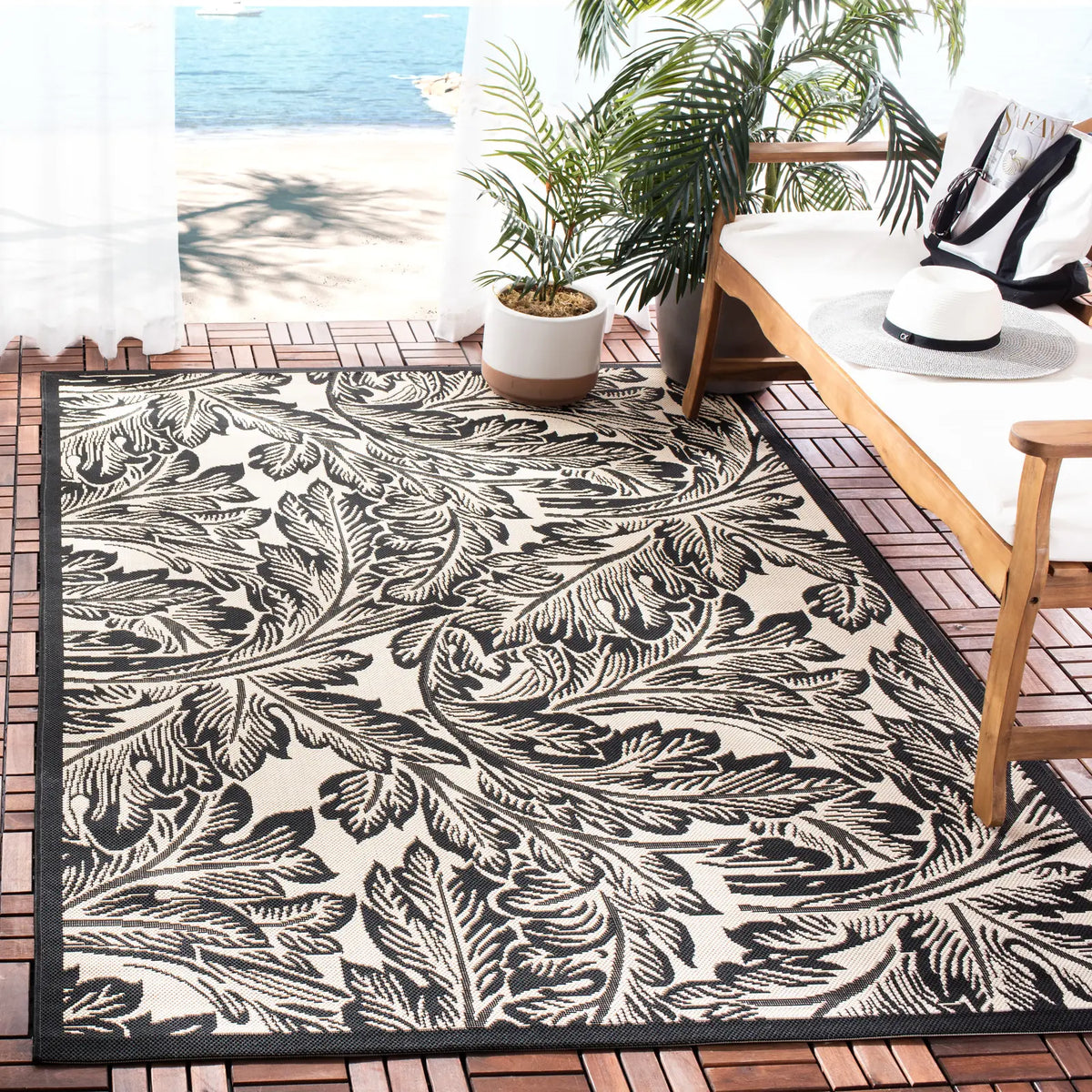 Safavieh Courtyard 5'-3" x 7'-7" Rug in Sand / Black