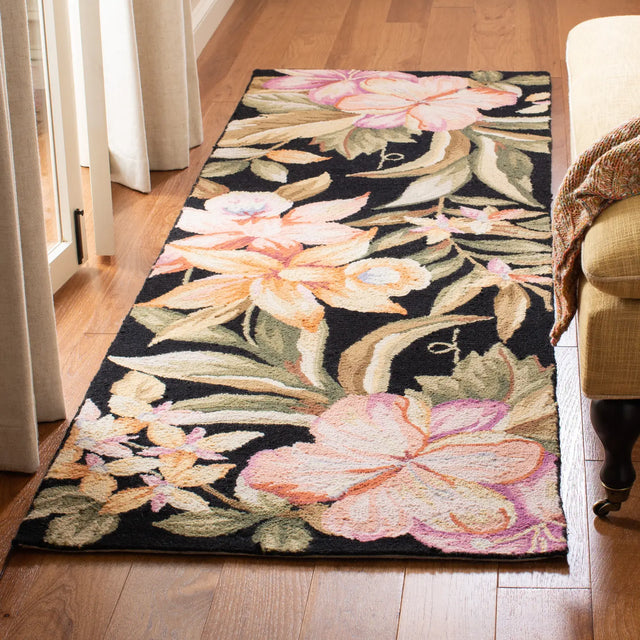 Safavieh Chelsea 2'-6" x 12'-0" Rug in Black