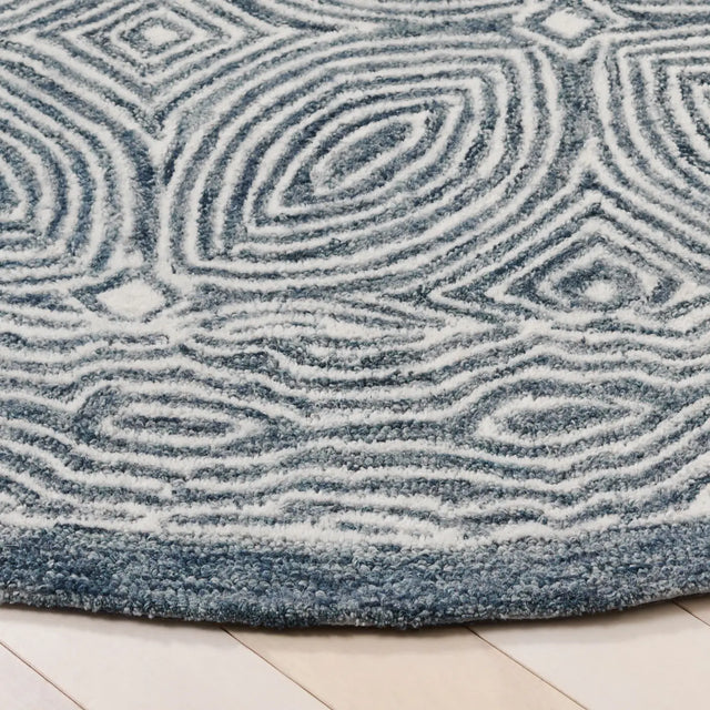 Safavieh Micro-Loop 6'-0" x 6'-0" Rug in Navy / Ivory