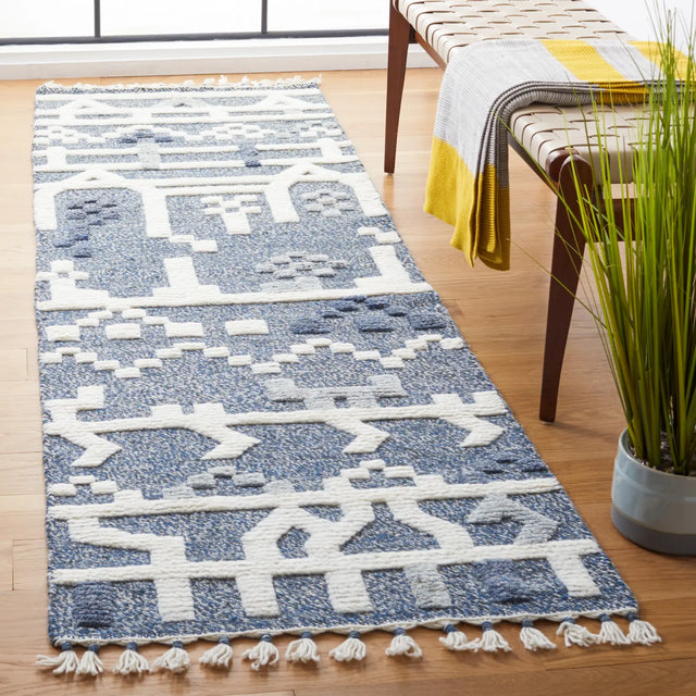 Safavieh Casablanca 2'-3" x 8'-0" Rug in Blue / Ivory