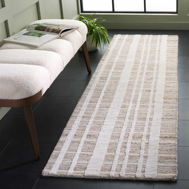 Safavieh Fifth Avenue 2'-3" x 8'-0" Rug in Ivory / Taupe