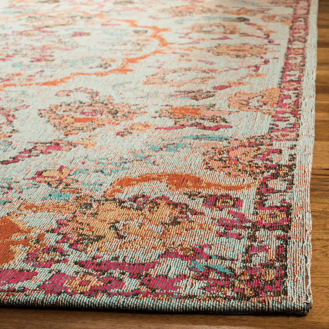 Safavieh Classic Vintage 5'-0" x 8'-0" Rug in Red / Beige