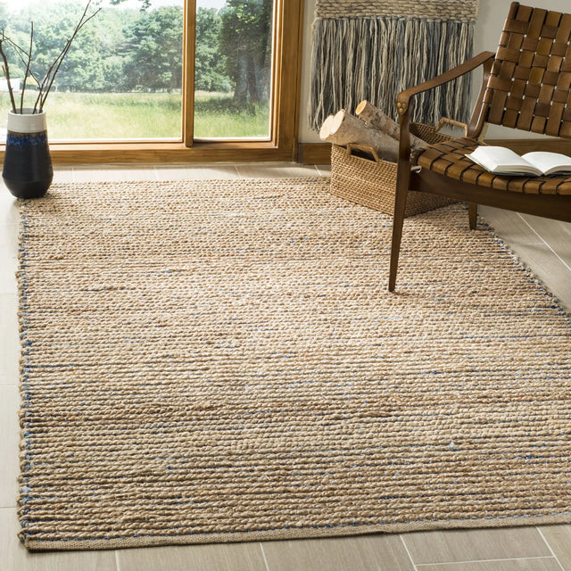 Safavieh Cape Cod 4'-0" x 6'-0" Rug in Natural / Blue