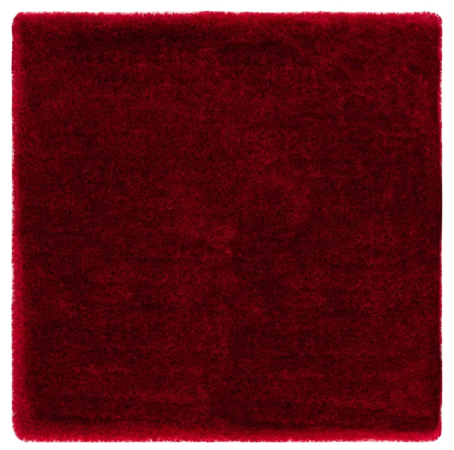 Safavieh Luxe Shag 6'-0" x 6'-0" Rug in Red