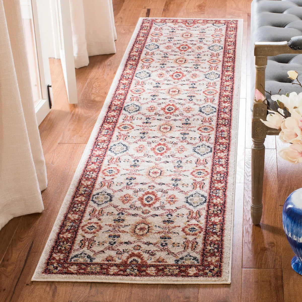 Safavieh Charleston 2'-0" x 8'-0" Rug in Ivory / Red