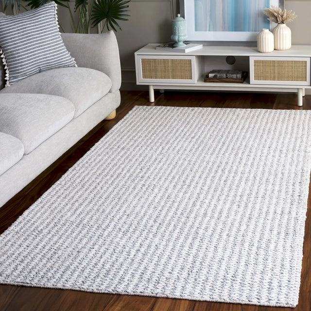 Safavieh Renewal 4'-0" x 6'-0" Rug in Ivory / Grey