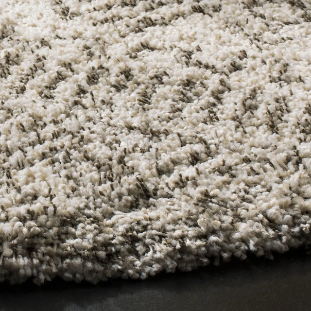 Safavieh Hudson Shag 5'-0" x 5'-0" Rug in Ivory / Grey