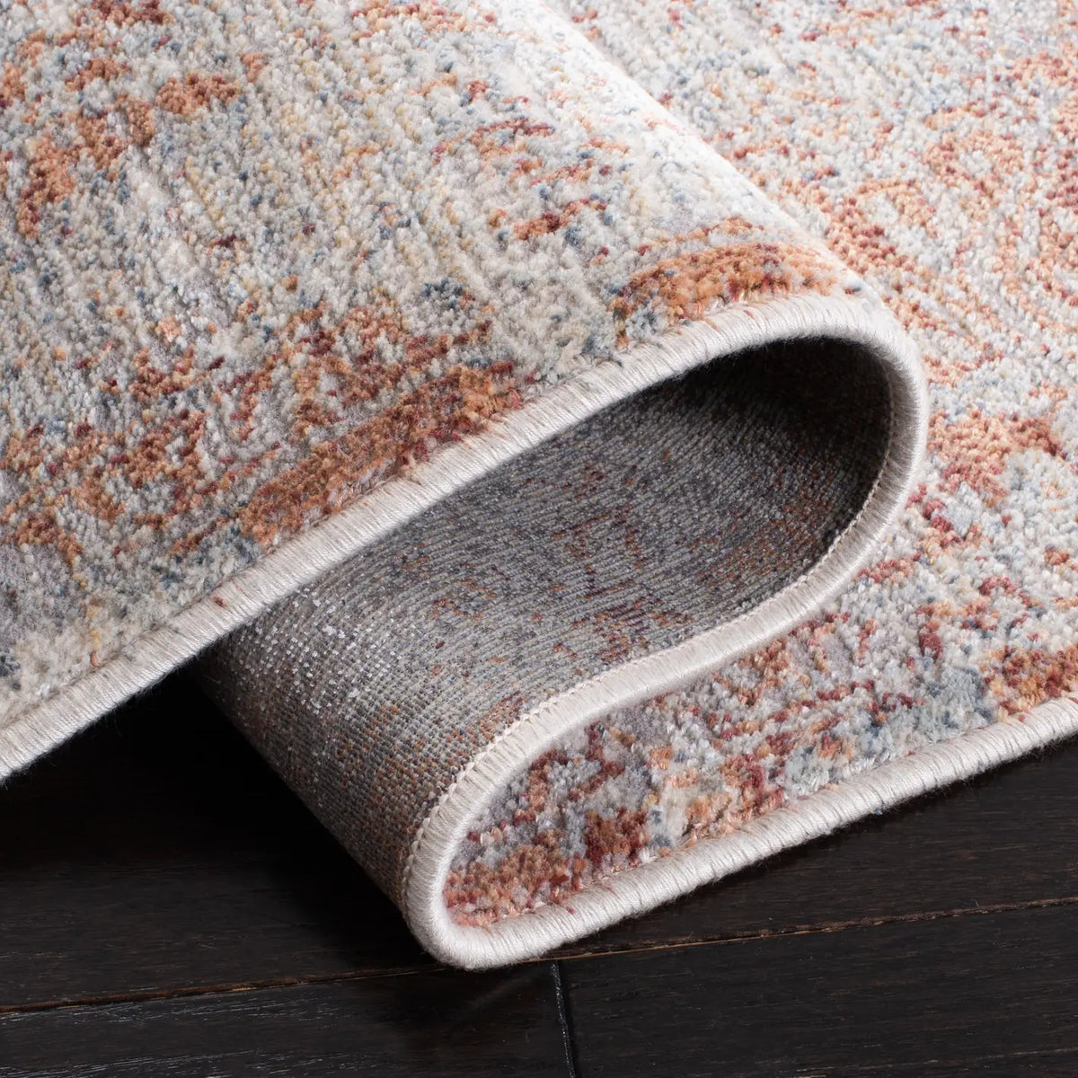 Safavieh Marvel 5'-1" x 7'-6" Rug in Beige / Gold