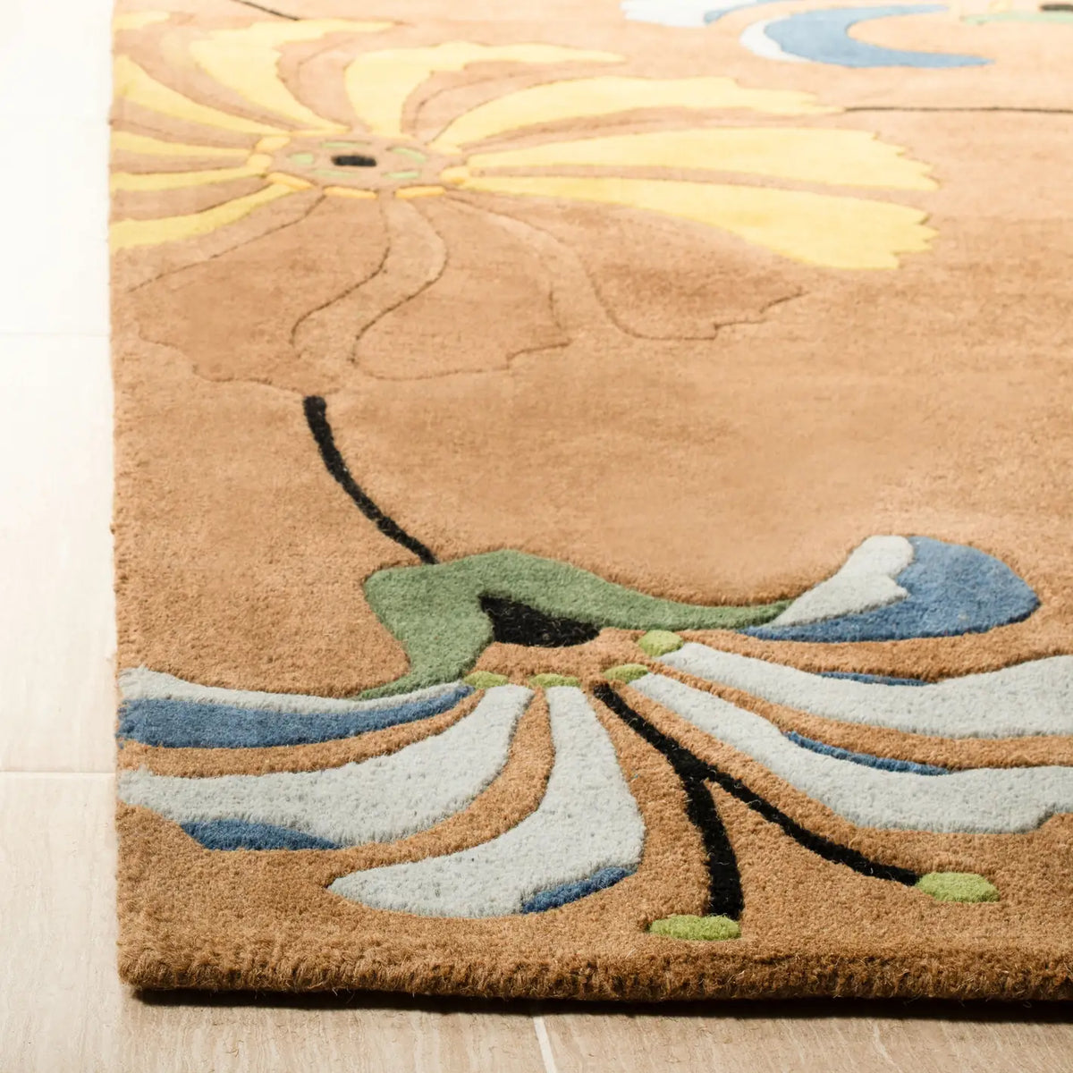 Safavieh Soho 3'-6" x 5'-6" Rug in Brown / Multi