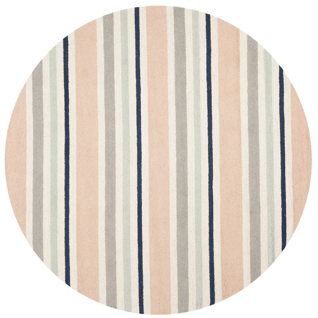 Safavieh Safavieh Kids 5'-0" x 5'-0" Rug in Ivory / Multi