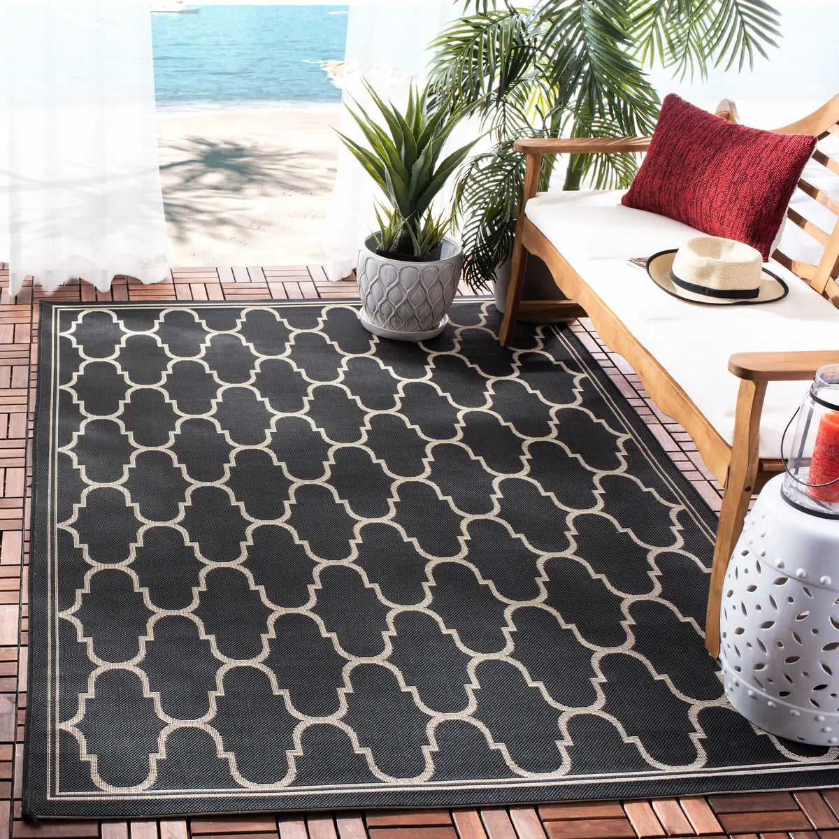 Safavieh Courtyard 5'-3" x 7'-7" Rug in Black / Beige