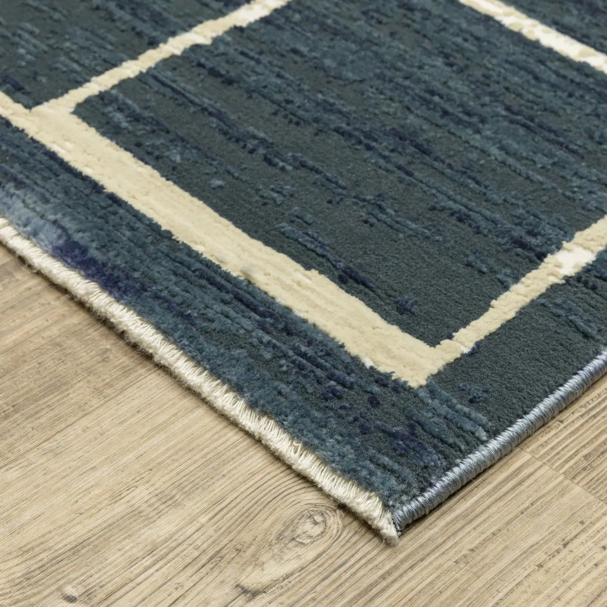 Oriental Weavers Sphinx Reed Re04B Blue/ Ivory Rug - corner detail