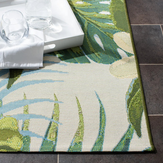 Safavieh Barbados 500 4'-0" x 6'-0" Rug in Green / Pink