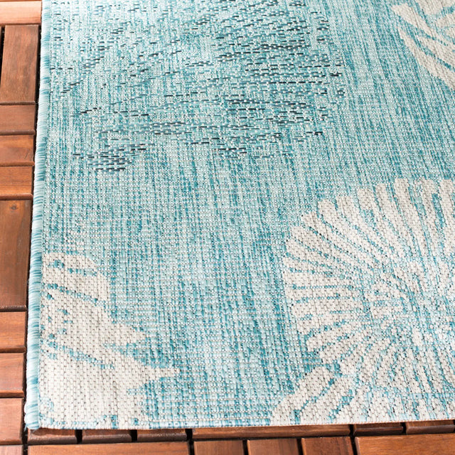 Safavieh Courtyard 5'-3" x 7'-7" Rug in Aqua / Cream