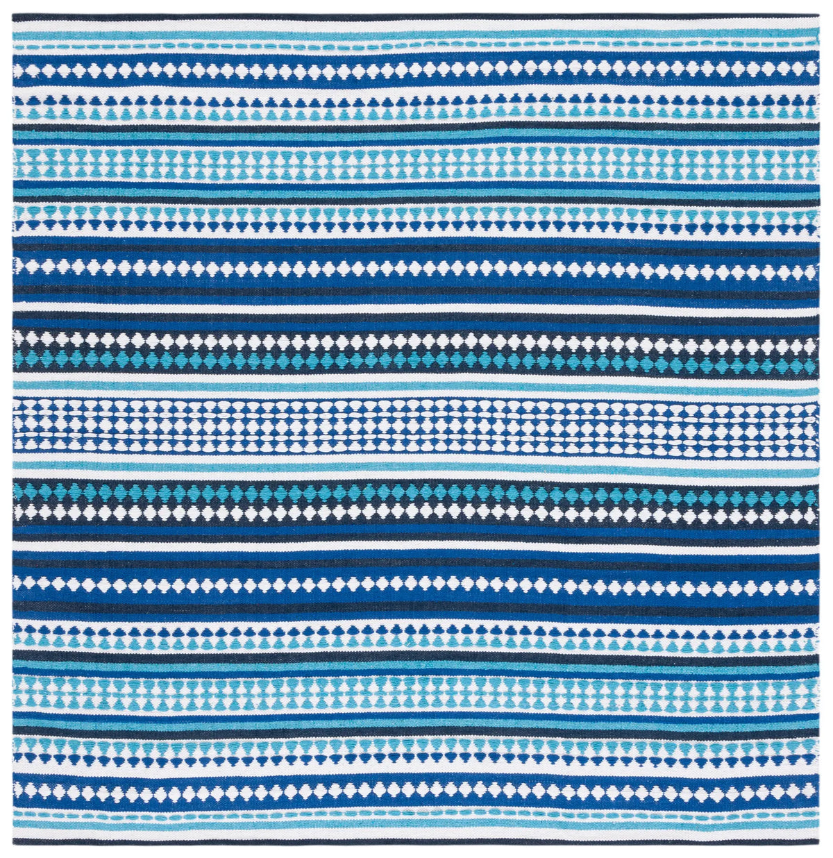 Safavieh Montauk 6'-0" x 6'-0" Rug in Blue / Ivory
