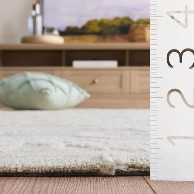 Safavieh Harvest 5'-0" x 8'-0" Rug in Grey / Ivory