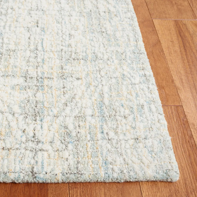Safavieh Ebony 4'-0" x 6'-0" Rug in Light Blue / Ivory