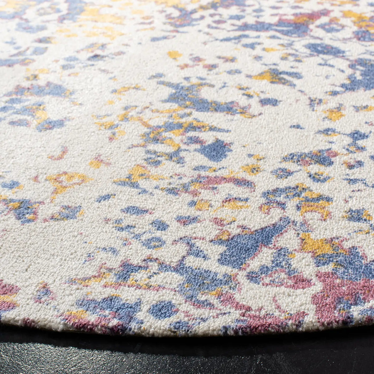 Safavieh Expression 6'-0" x 6'-0" Rug in Ivory / Navy