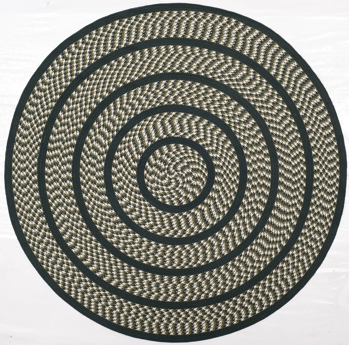 Safavieh Braided 5'-0" x 5'-0" Rug in Ivory / Dark Green