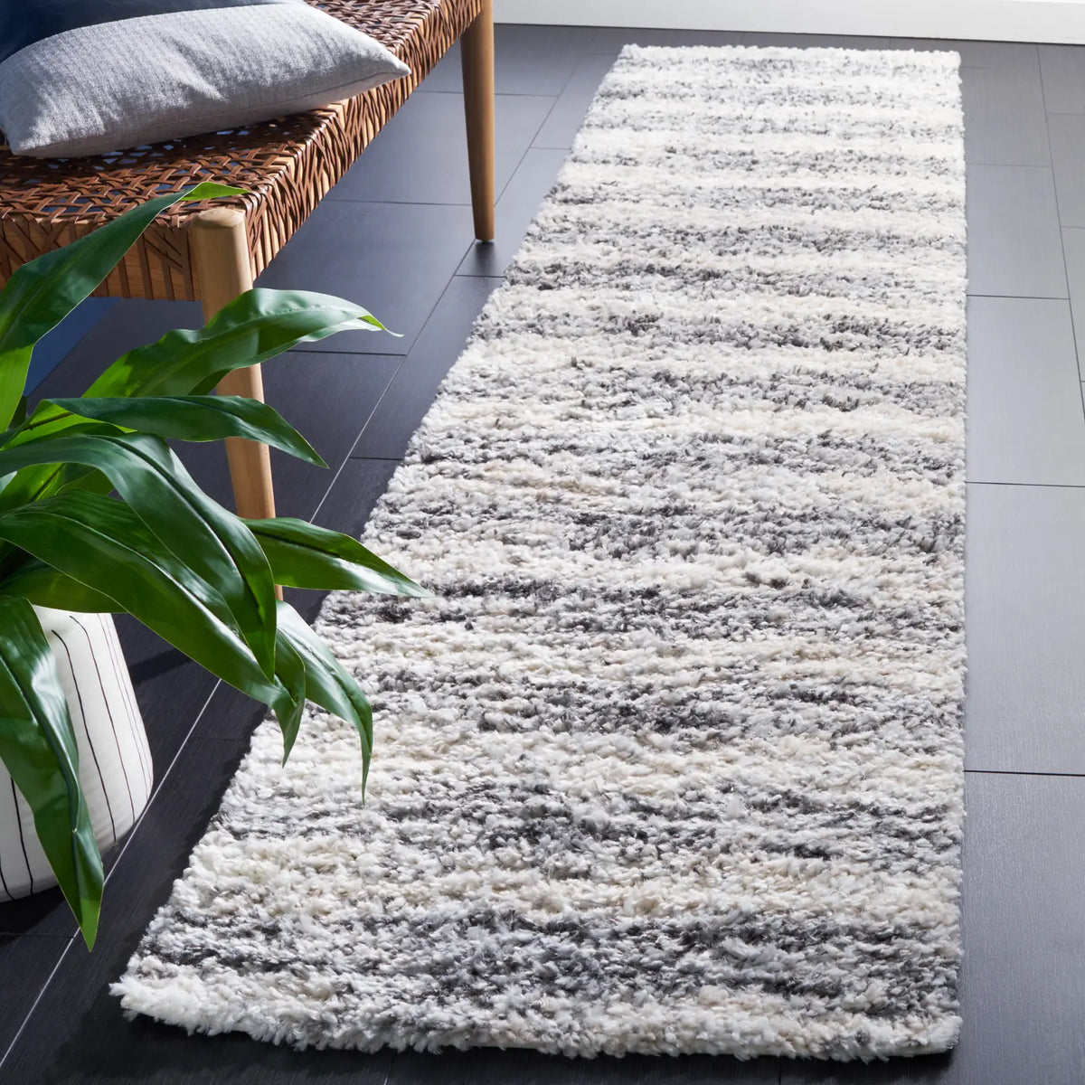 Safavieh Berber Shag 2'-2" x 9'-0" Rug in Charcoal / Grey