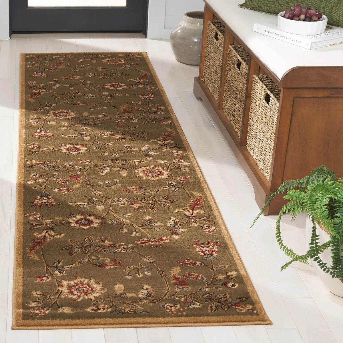 Safavieh Lyndhurst 2'-3" x 12'-0" Rug in Green / Multi