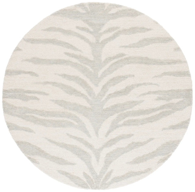 Safavieh Ebony 6'-0" x 6'-0" Rug in Green / Ivory
