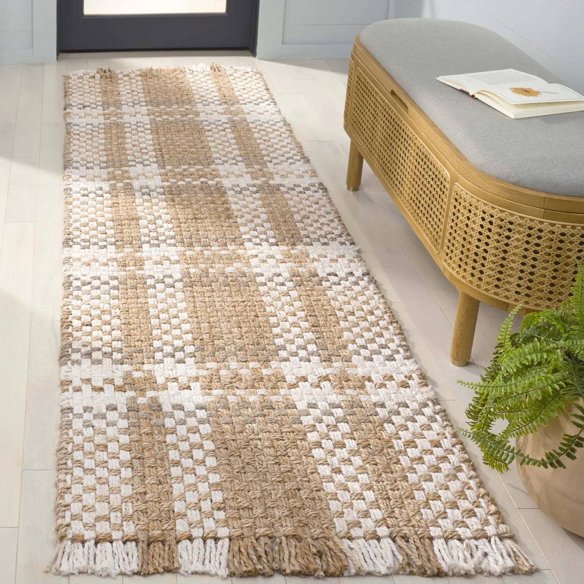 Safavieh Natural Fiber 2'-3" x 8'-0" Rug in Natural / Bleach