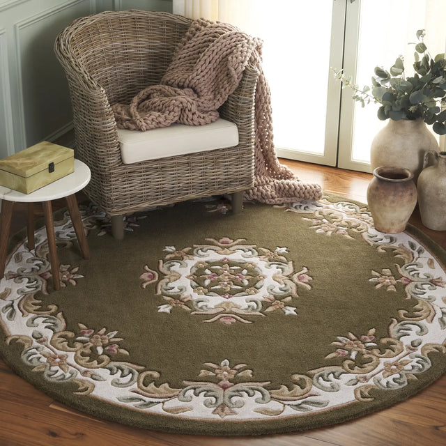 Safavieh Aubusson 6'-0" x 6'-0" Rug in Grey / Ivory