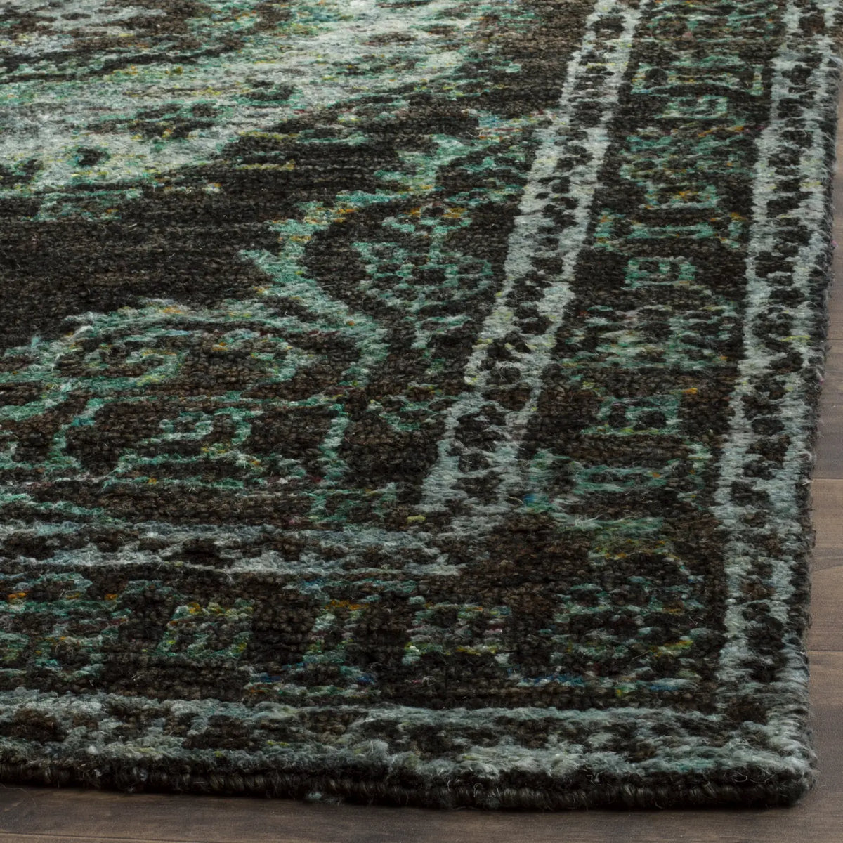Safavieh Tangier 5'-0" x 8'-0" Rug in Chocolate / Aqua